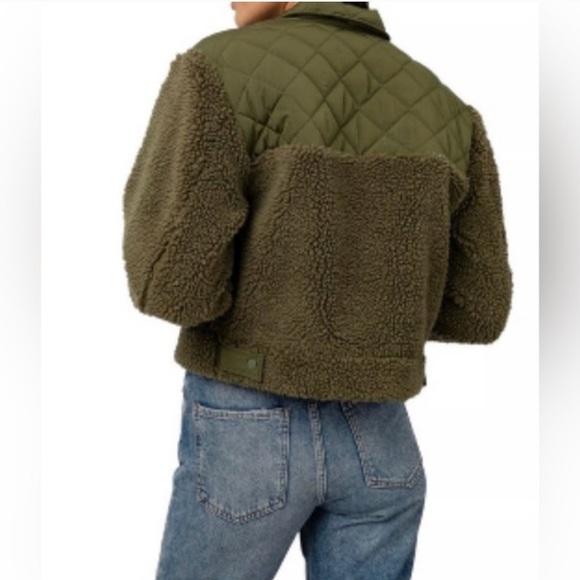 Rails Olive Quilted and Sherpa Jacket - Picture 2 of 6